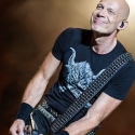 accept-bang-your-head-18-7-2015_0054