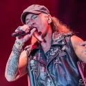 accept-bang-your-head-18-7-2015_0103