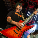 phil-campbell-and-the-bastard-sons-pyraser-classic-rock-night-23-07-2022_0018