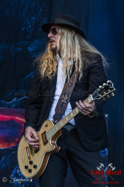 korpiklaani-summer-breeze-2013-15-08-2013-58