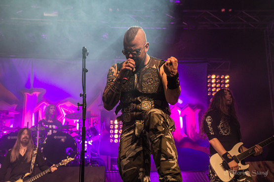 sabaton-21-9-2012-geiselwind-eventhalle-114