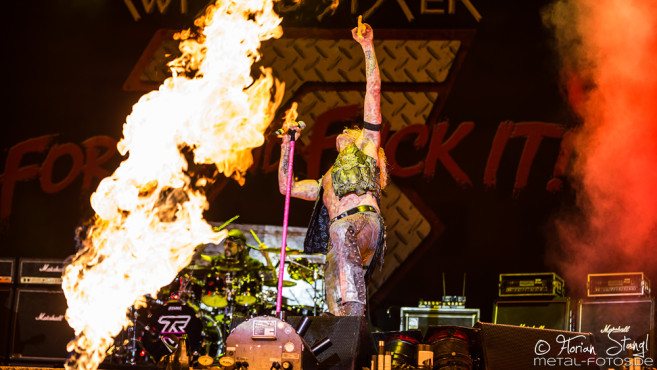 twisted-sister-bang-your-head-2016-15-07-2016_0072