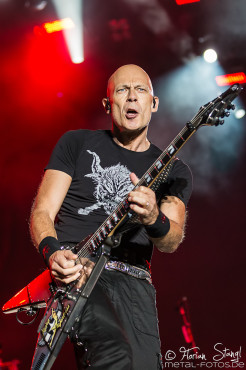 accept-bang-your-head-18-7-2015_0068