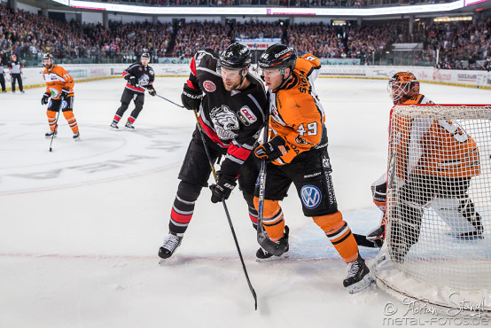 thomas-sabo-ice-tiger-vs-grizzlys-wolfsburg-arena-nuernberg-10-04-2016_0093