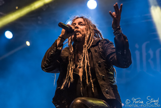 korpiklaani-bang-your-head-16-7-2015_0042