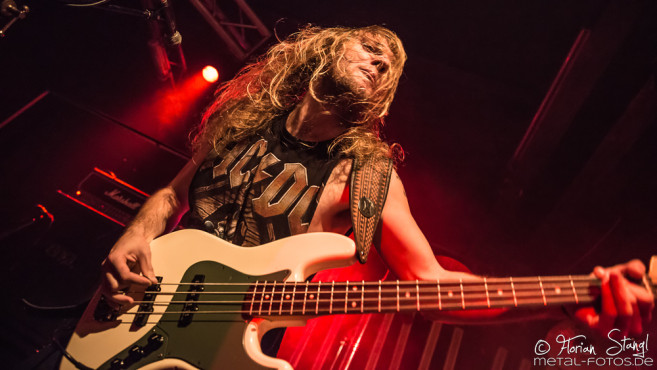 skull-fist-der-cult-nuernberg-20-10-2016_0032