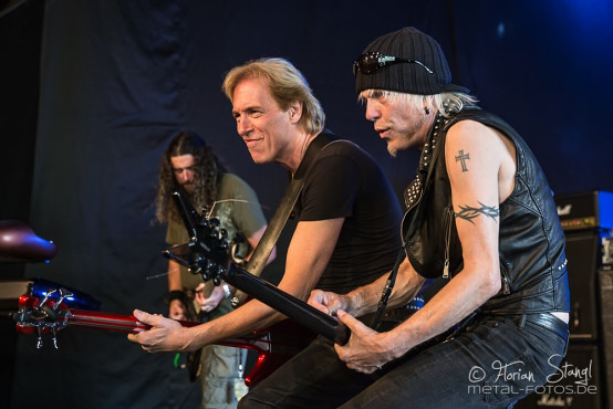 michael-schenkers-temple-of-rock-pyras-classic-rock-2014-9-8-2014_0012