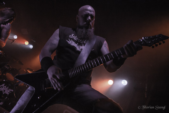 grave-12-9-2012-hirsch-nuernberg-11