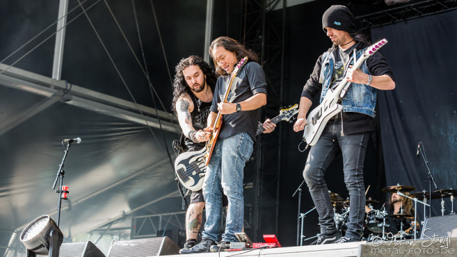dragonforce-bang-your-head-2016-14-07-2016_0040