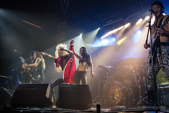 kissin-dynamite-30-11-2012-rockfabrik-nuernberg-89