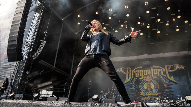 dragonforce-bang-your-head-2016-14-07-2016_0048