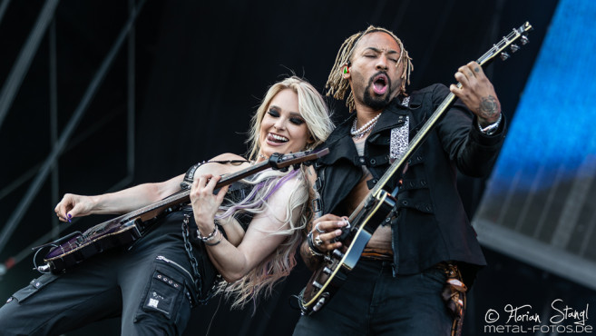 machine-gun-kelly-rock-im-park-03-06-2023_0008