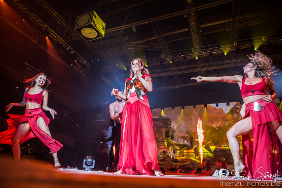 andrea-berg-arena-nuernberg-12-11-2016_0005