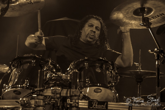 ashes-of-ares-backstage-muenchen-04-10-2013_22