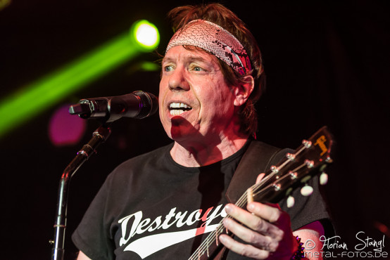 george-thorogood-the-destroyers-loewensaal-nuernberg-24-7-2015_0040