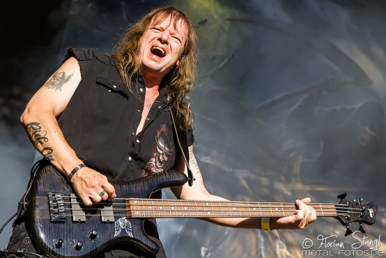 grave-digger-out-loud-04-06-2015_0021