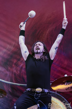 accept-bang-your-head-18-7-2015_0093