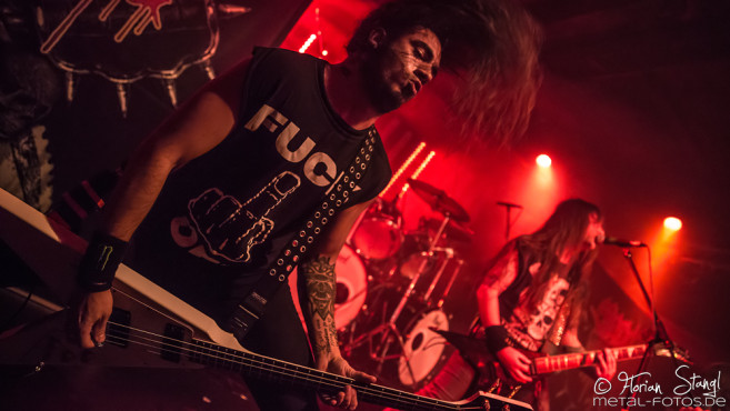 suicidal-angels-der-cult-nuernberg-20-10-2016_0016