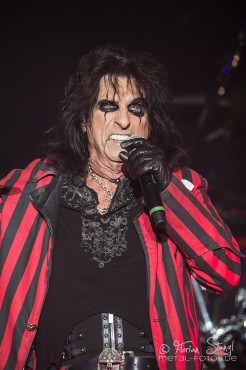 alice-cooper-stadthalle-lichtenfels-04-08-2013-52