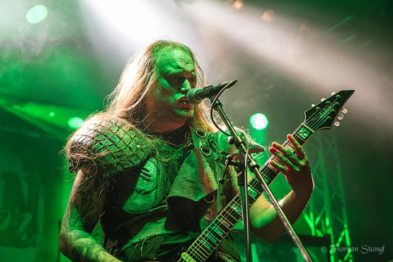 orden-ogan-1-12-2012-musichall-geiselwind-9