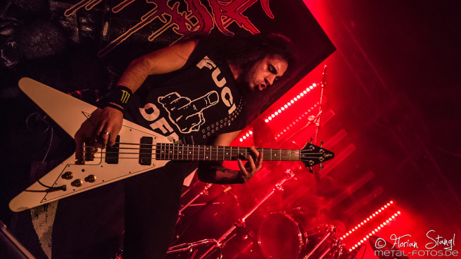 suicidal-angels-der-cult-nuernberg-20-10-2016_0019