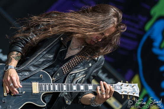 hardcore-superstar-bang-your-head-16-7-2015_0024