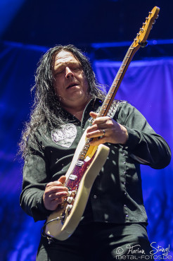 hammerfall-masters-of-rock-10-7-2015_0032