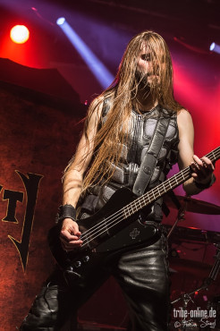 majesty-hirsch-nuernberg-20-12-2013_26