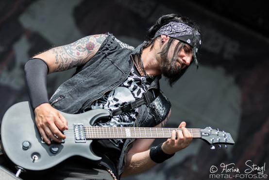 lacrimas-profundere-masters-of-rock-12-7-2015_0032