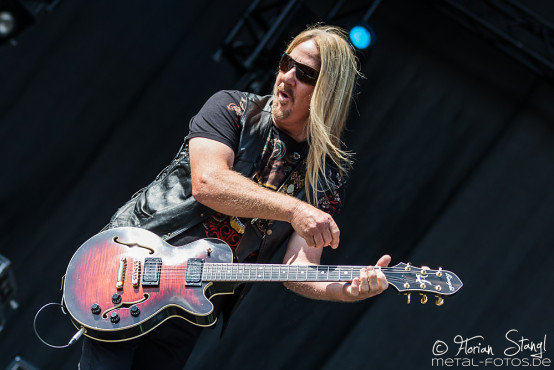 yt-bang-your-head-18-7-2015_0012