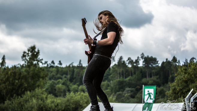 battle-beast-bang-your-head-2016-14-07-2016_0042