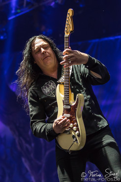 hammerfall-masters-of-rock-10-7-2015_0075