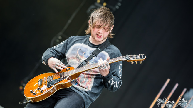 bring-me-the-horizon-rock-im-park-2016-03-06-2016_0010