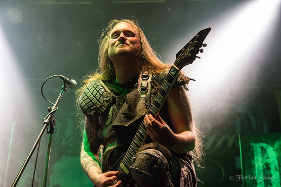 orden-ogan-1-12-2012-musichall-geiselwind-22
