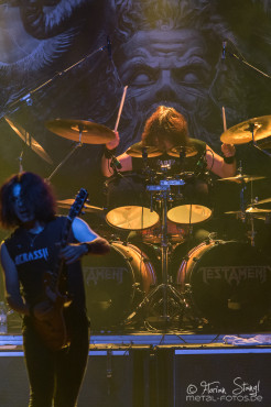testament-rockfabrik-nuernberg-17-03-2013-40