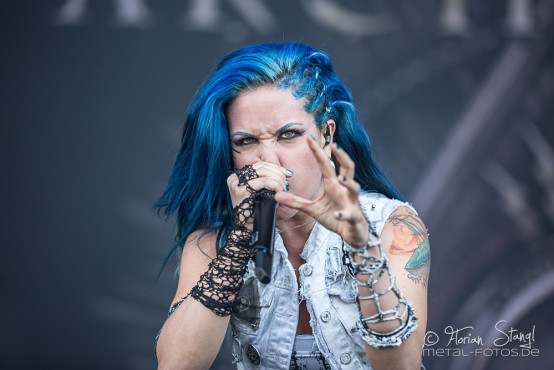 arch-enemy-summer-breeze-2014-14-8-2014_0001