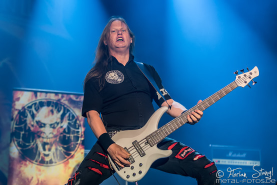 bloodbound-masters-of-rock-9-7-2015_0038