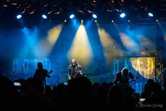 orden-ogan-1-12-2012-musichall-geiselwind-41