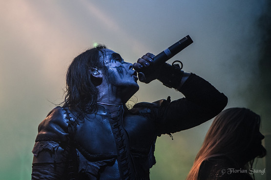 cradle-of-filth-7-12-2012-music-hall-geiselwind-52