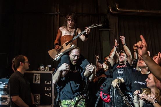 airbourne-kesselhaus-muenchen-10-11-2013_17