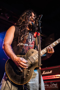 ashes-of-ares-backstage-muenchen-04-10-2013_08