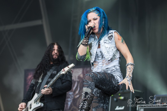 arch-enemy-summer-breeze-2014-14-8-2014_0060