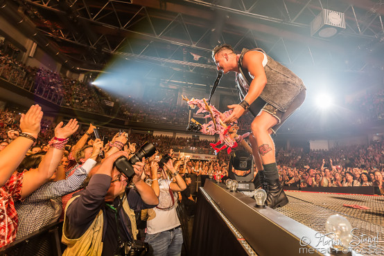 andreas-gabalier-arena-nuernberg-01-10-2015_0005