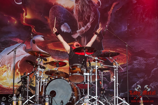 korpiklaani-summer-breeze-2013-15-08-2013-10