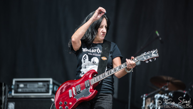 girlschool-bang-your-head-2016-16-07-2016_0001