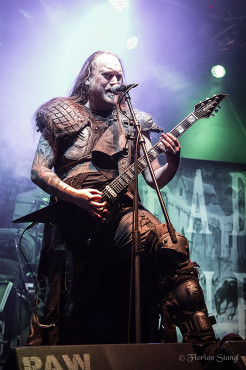 orden-ogan-1-12-2012-musichall-geiselwind-5