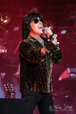joe-lynn-turner-rock-meets-classic-arena-nuernberg-13-03-2014_0027