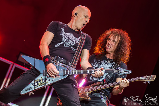 accept-bang-your-head-18-7-2015_0069