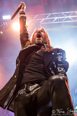 hammerfall-brose-arena-bamberg-07-02-2015_0081