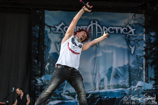 sonata-arctica-bang-your-head-16-7-2015_0032